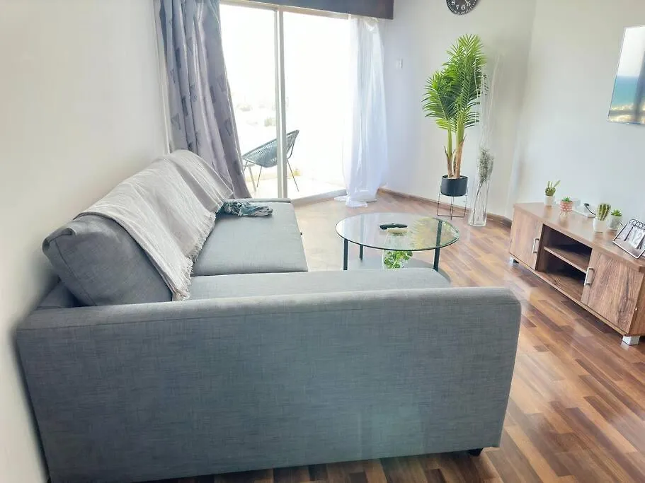Appartement Sea View 1Br With Pool Access à Larnaca